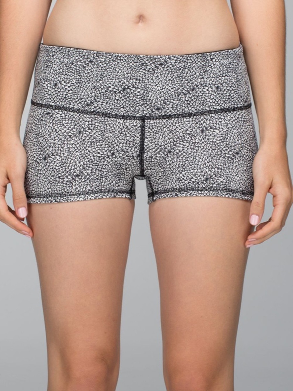 #009 Lululemon Boogie Short Size 8 Plush Petal Deep Coal Ghost Yoga Shorts